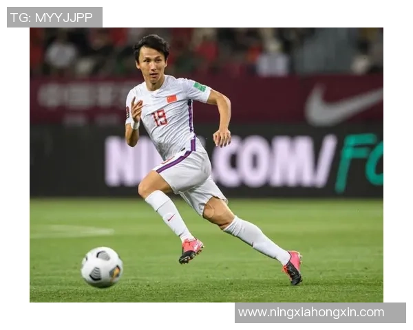 上海足球队的拼搏之路：从低谷到辉煌的真实故事与奋斗纪实